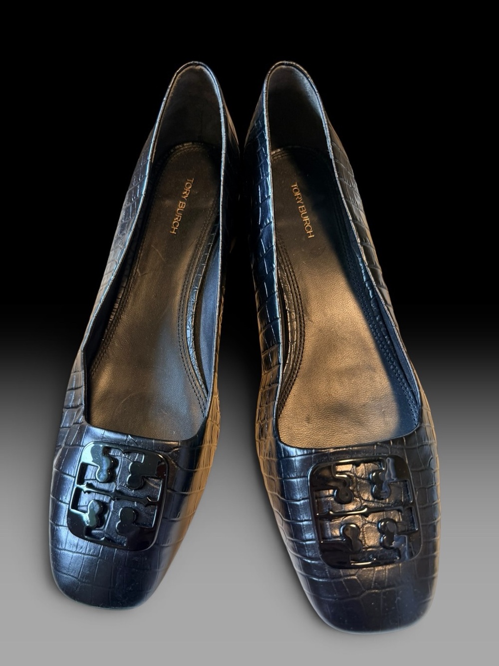Tory Burch Black Croc Embossed Logo Low Heel Pumps, Size 11
